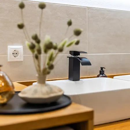 Apartment Royal Swan Appartement, Tirol *